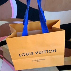 Louis Vuitton Bags - Louis Vuitton Shopping Paper Bag Louis Vuitton Bags - Louis Vuitton Shopping Paper Bag